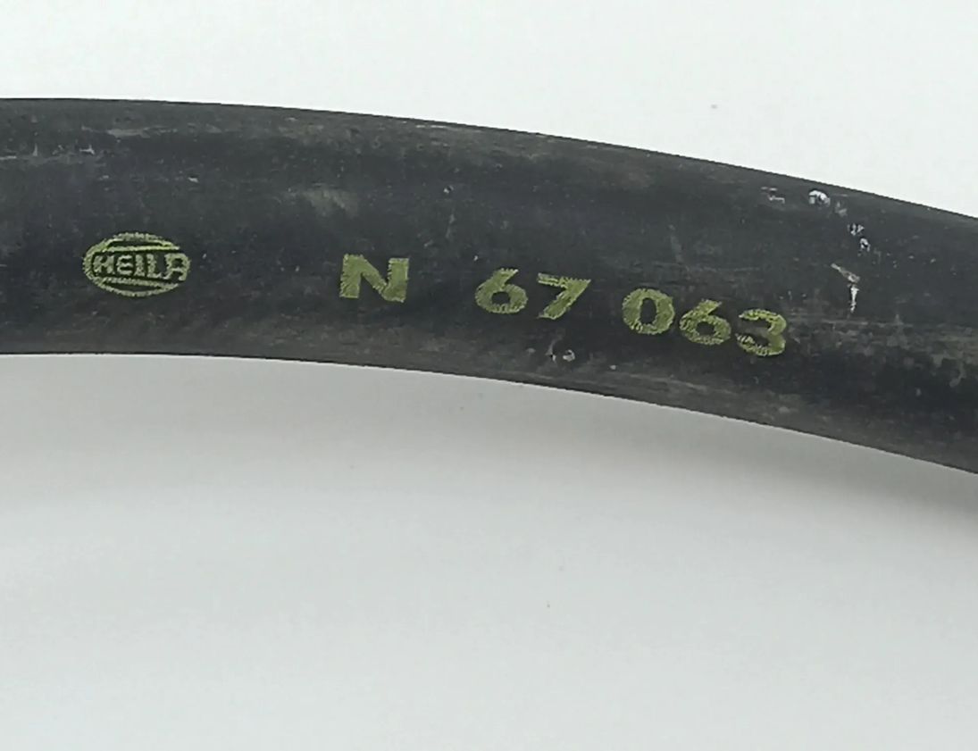 MERCEDES-BENZ R-Class W251 (2005-2017) Rúrka trysky ostrekovača svetlometov A1648600092 30235258