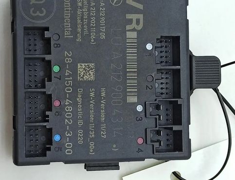 MERCEDES-BENZ E-Class W212/S212/C207/A207 (2009-2016) Блок управления дверей задние правые A2129004314 30240551