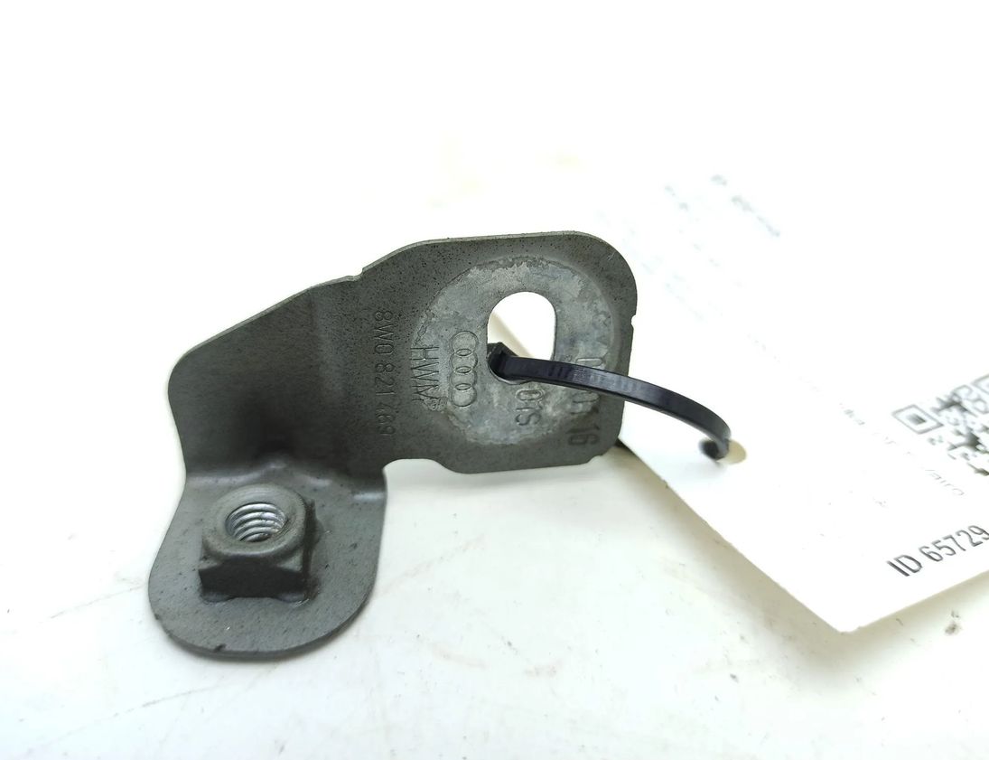 AUDI A4 B9/8W (2015-2024) Front Right Fender Holder 8W0821489 30241541