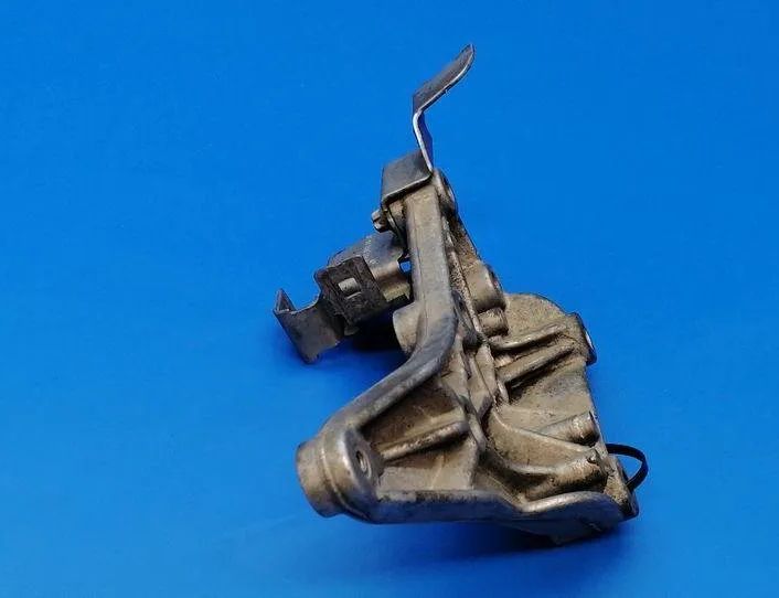 MERCEDES-BENZ Sprinter 2 generation (906) (2006-2018) Кронштейн двигателя правой стороны A6510940039 21495376