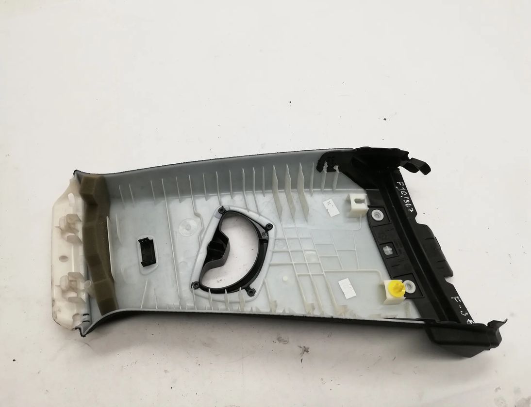 BMW 4 Series F32/F33/F36 (2013-2020) Боковая стойка левой стороны 7311215 12098653