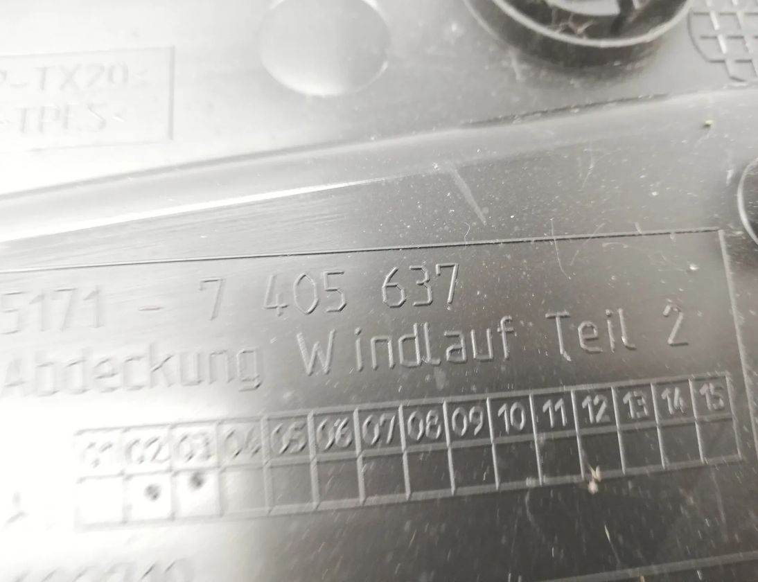 BMW 1 Series F20/F21 (2011-2020) Пластмасса передняя стеклоочистителей 7405637 14696313