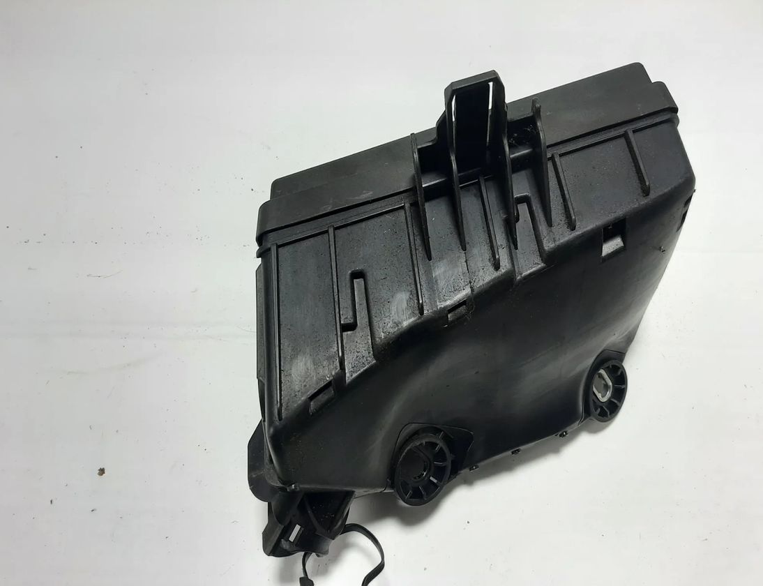 SKODA Superb 3 generation (2015-2023) Pojistková skrinka 5Q0907361D 27797983