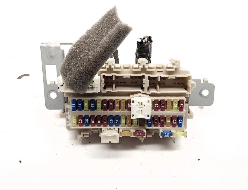 NISSAN Qashqai 2 generation (2013-2023) Fuse box 4EB0A 30126172