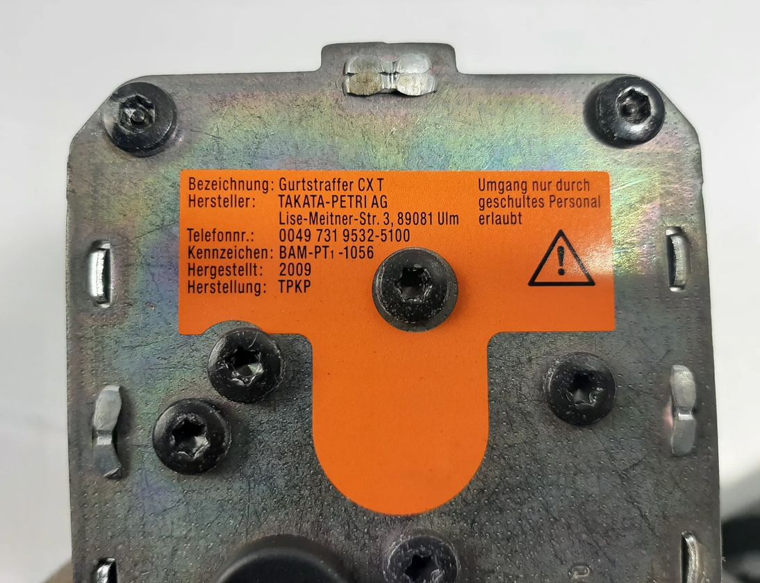 AUDI A5 8T (2007-2016) Pravý predný bezpečnostný pás 8T0857705 30424625