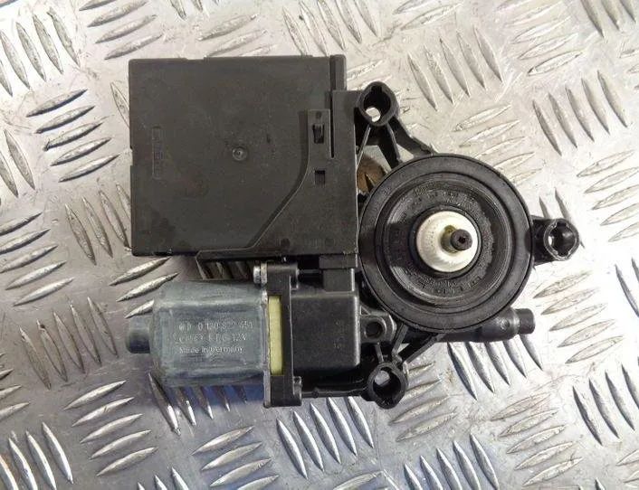 VOLKSWAGEN Passat B7 (2010-2015) Motor regulátora okna ľavých predných dverí 3C0959793C,3AA959701A,0130822451 25722743