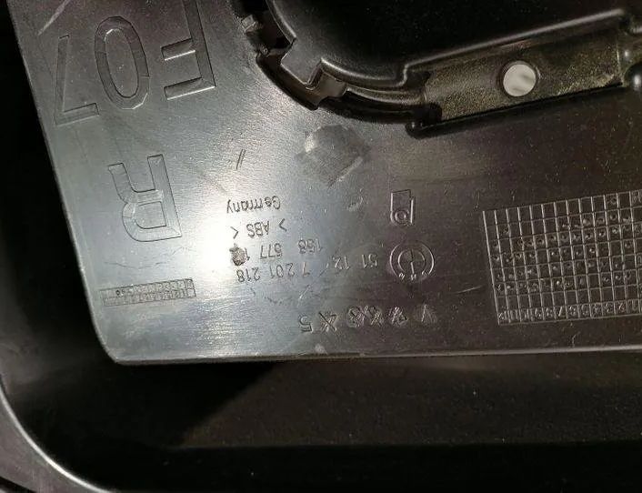 BMW 5 Series Gran Turismo F07 (2010-2017) Pravý zadný držiak nárazníka 7201218 25723177