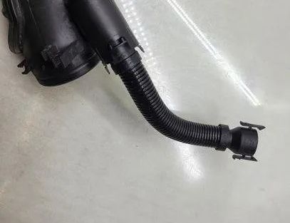 BMW 5 Series F10/F11 (2009-2017) Sacia rúrka 13717807493,7807493 25736391