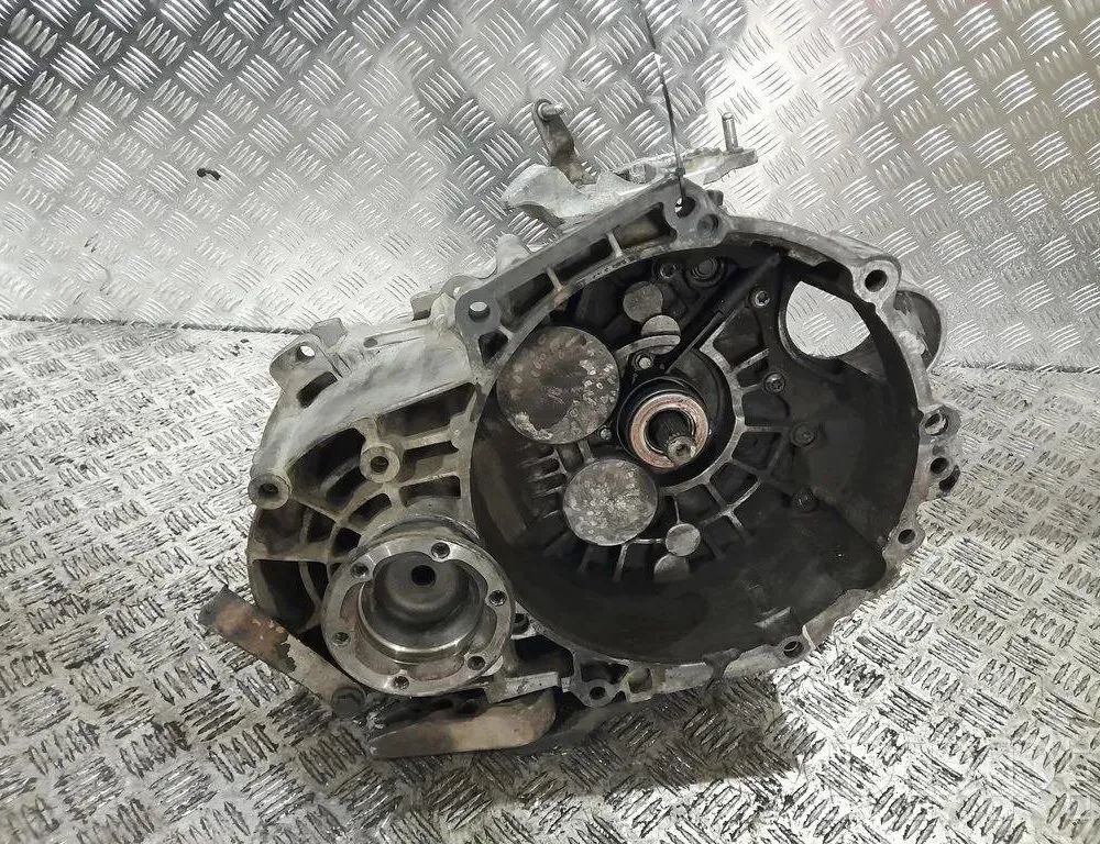VOLKSWAGEN Golf Plus 1 generation (2004-2009) Gearbox JLU 29488326