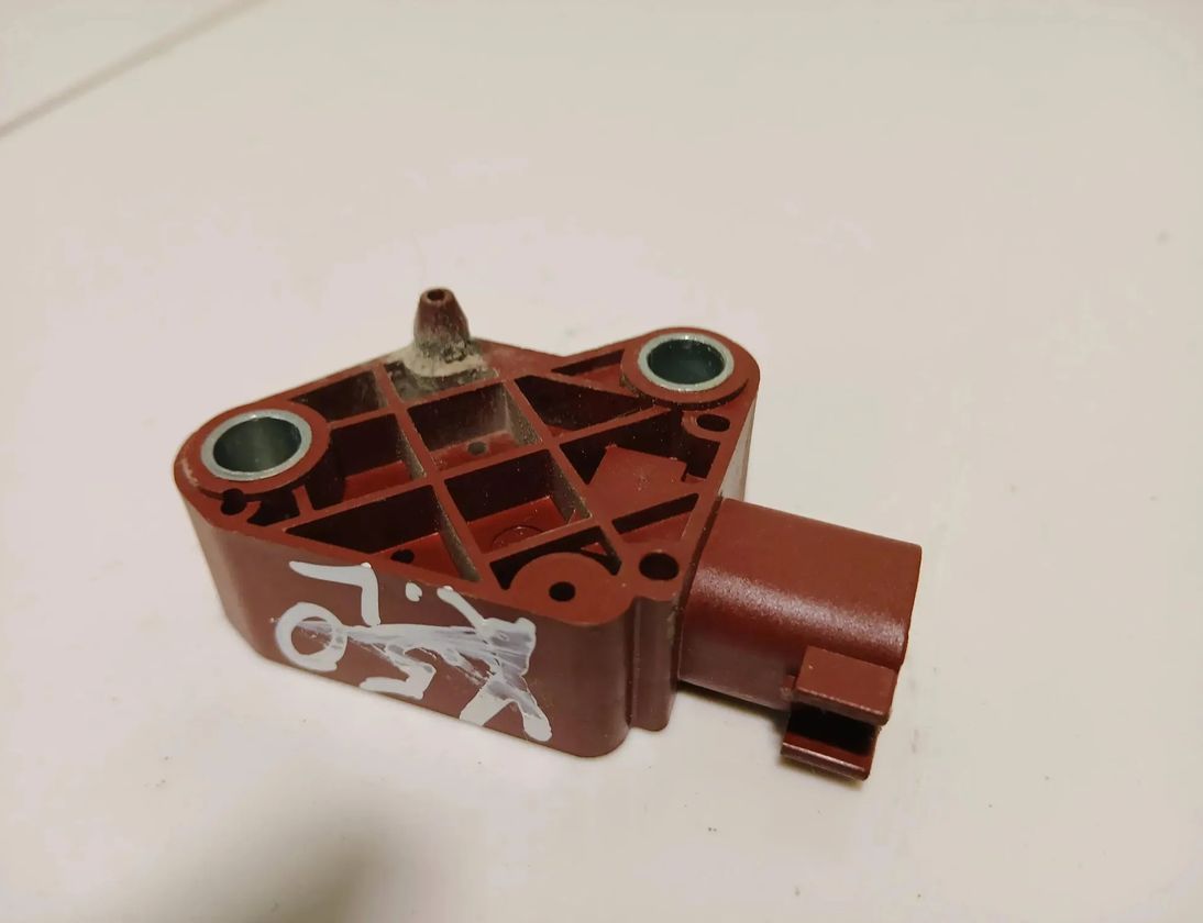 VOLVO V50 1 generation (2003-2012) Pravý zadný senzor nárazu MRSA5,8840A6 29725232