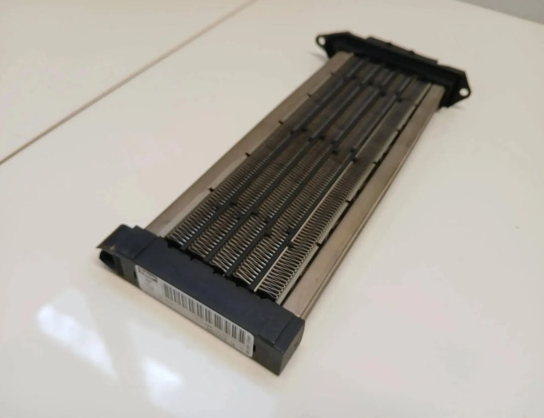 JEEP Cherokee 5 generation (KL) (2013-2024) Электрический радиатор печки салона 664447A 29744919