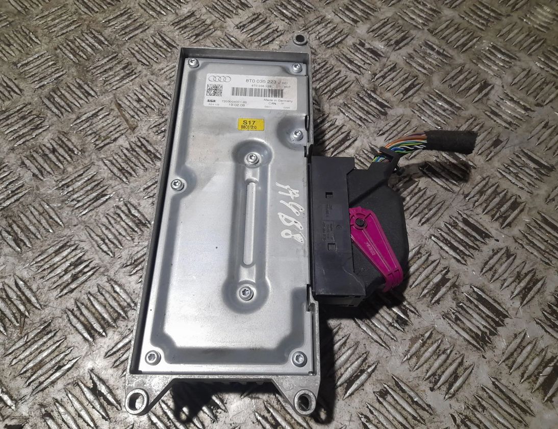 AUDI A4 B7/8E (2004-2008) Zosilňovač zvuku 8T0035223J 29745994