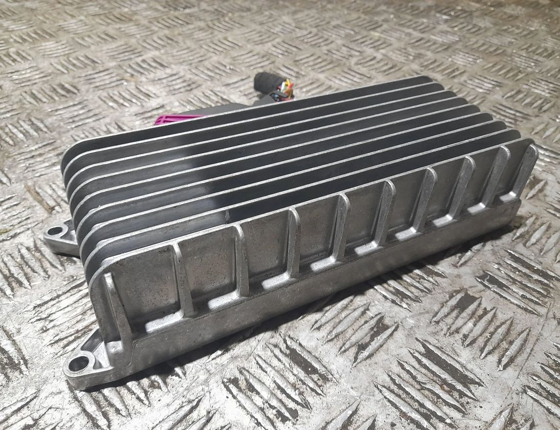 AUDI A4 B7/8E (2004-2008) Zosilňovač zvuku 8T0035223J 29745994