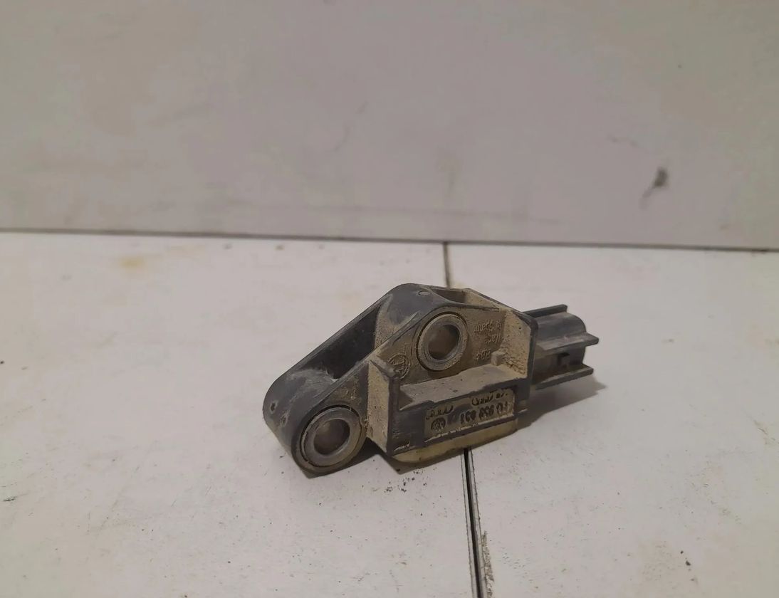 AUDI A6 C6/4F (2004-2011) Pravý predný senzor nárazu 4F0959651 29753509