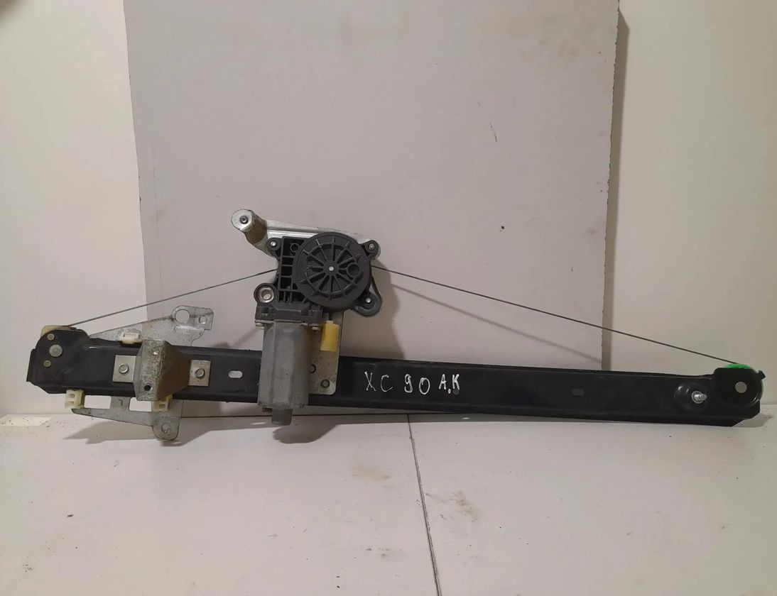 VOLVO XC60 E90/E91/E92/E93 (2004-2013) Zdvíhač pravého zadného dverového okna 119971 29753739