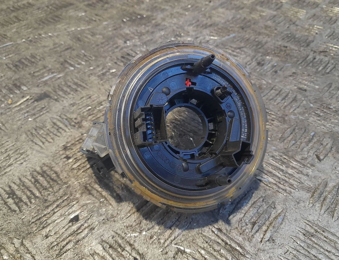 AUDI A4 B7/8E (2004-2008) Шлейф руля 8E0953541C 29755174