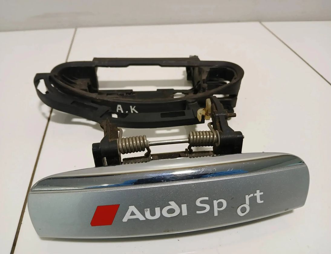 AUDI A6 C6/4F (2004-2011) Наружная ручка боковых левых дверей 4F0837207,4F0837207B 29755765