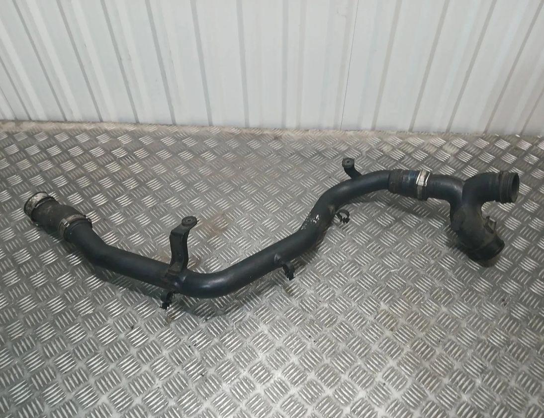 VOLKSWAGEN Touareg 1 generation (2002-2010) Intercooler hadica 7L6145770G 29755929