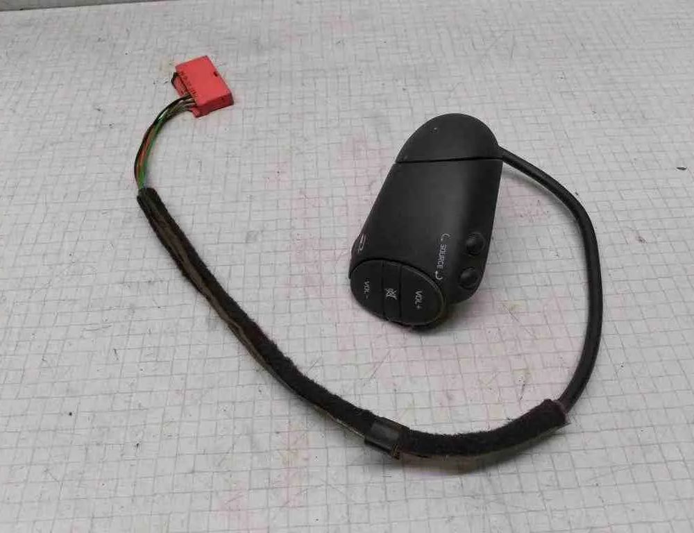 RENAULT Megane 1 generation (1995-2003) Переключатель кнопок 32506710