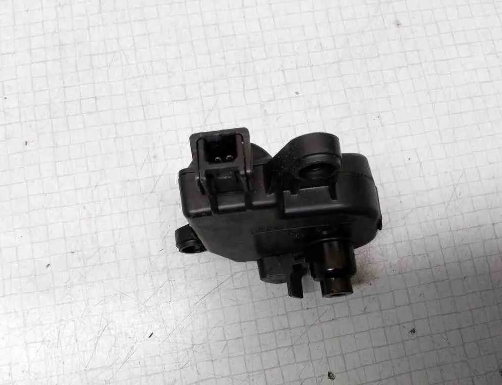 CHRYSLER Voyager 3 generation (1995-2001) Клапаны управления внутренним подогревом 04885465AAC 32520004