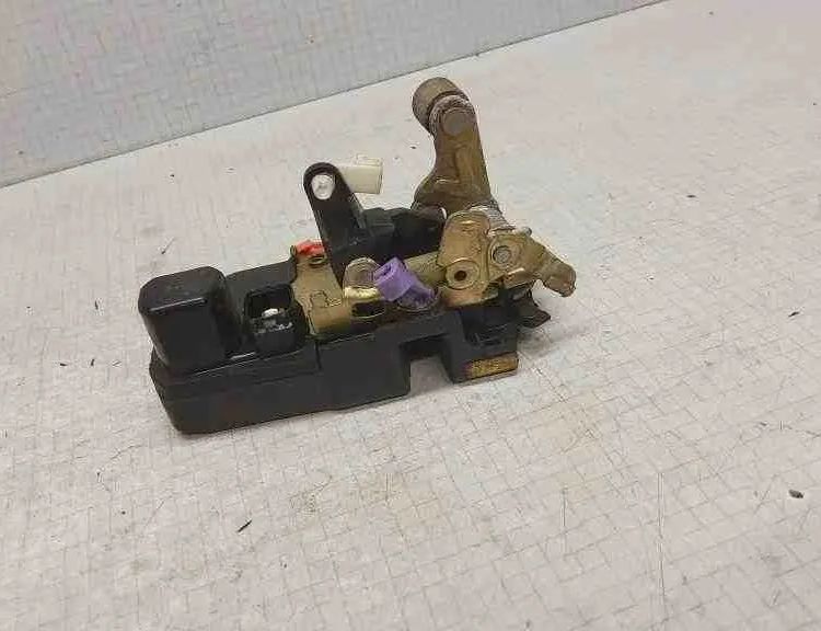 CHRYSLER Voyager 4 generation (2001-2007) Замок передней левой двери 1120032 32530259