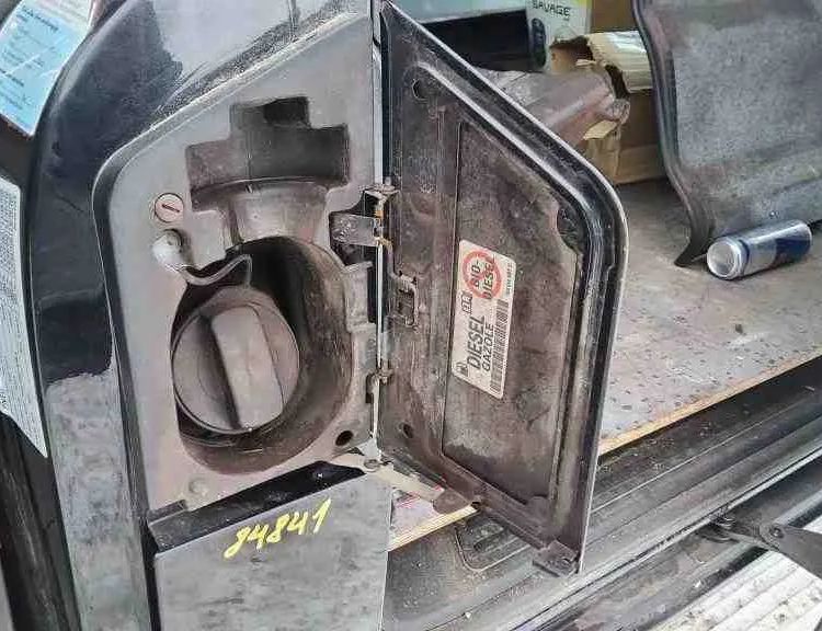 VOLKSWAGEN Transporter T5 (2003-2015) Zámok krytu nádrže na palivo LC9Z 32530833