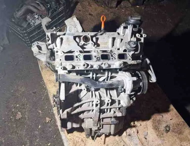 SKODA Octavia 2 generation (2004-2013) Двигатель BLF 32533108