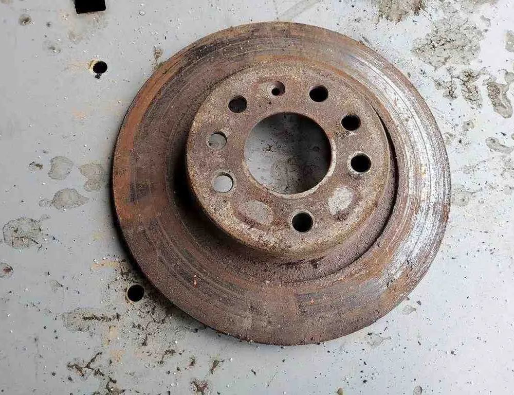 OPEL Vectra C (2002-2005) Pravý zadný brzdový disk 32542754