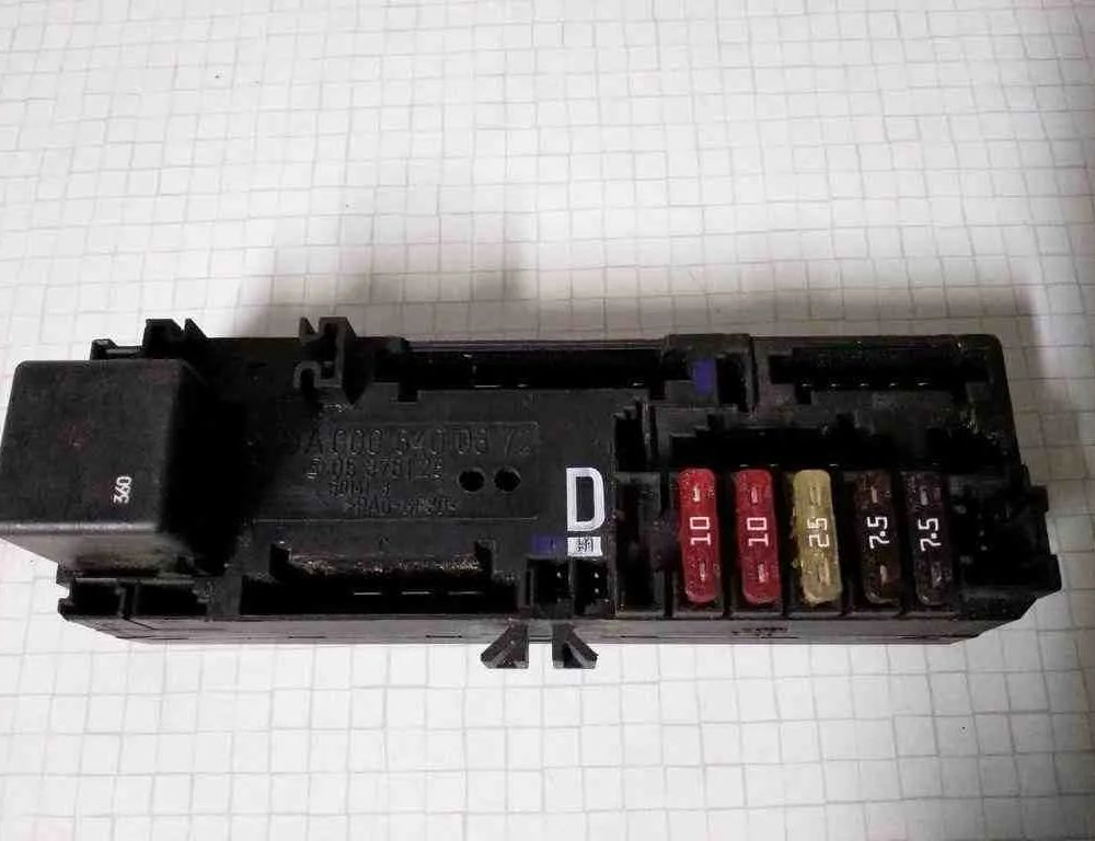 MERCEDES-BENZ E-Class W210 (1995-2002) Блок предохранителей A0005400372,05376120 32544309