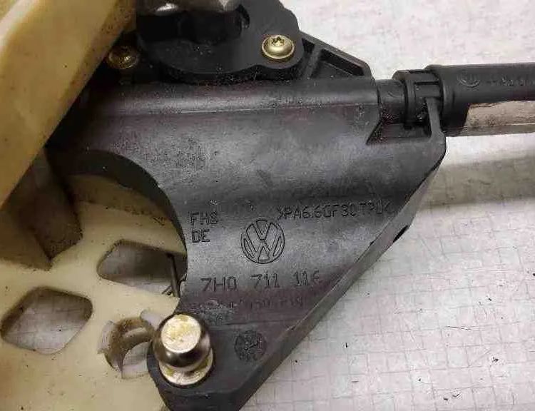 VOLKSWAGEN Transporter T5 (2003-2015) Кулиса 8044050210,7H0711566A,7H0711061,7H5711141E,7H0711565,7H0711116 32559032