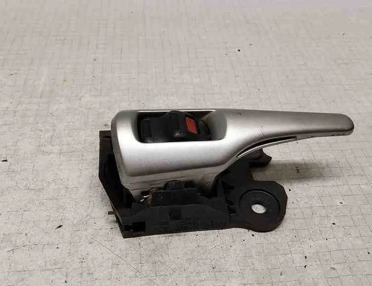 TOYOTA Corolla Verso 1 generation (2001-2009) Left Rear Internal Opening Handle 32560509