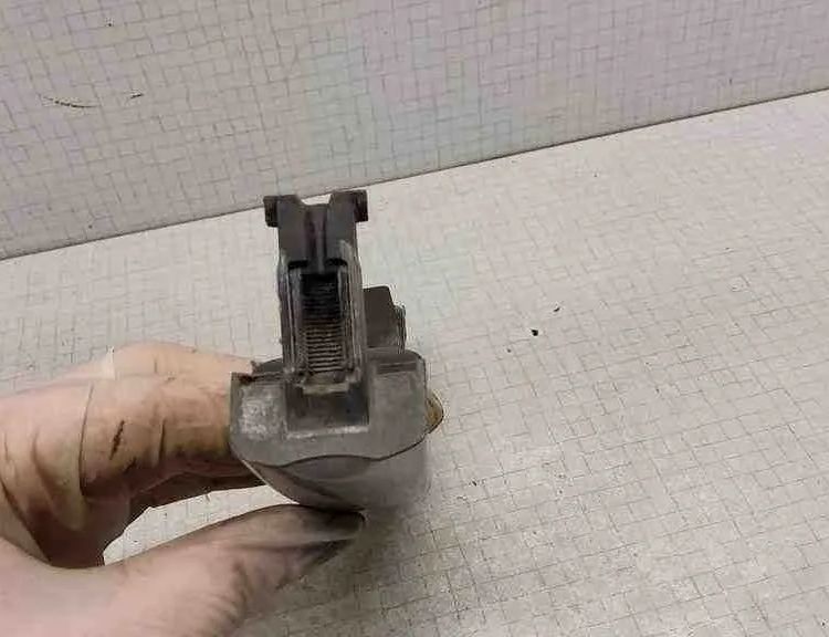 VOLKSWAGEN Golf 5 generation (2003-2009) Ľavá posuvná dvere vonkajšia kľučka 1K5837205 32561861