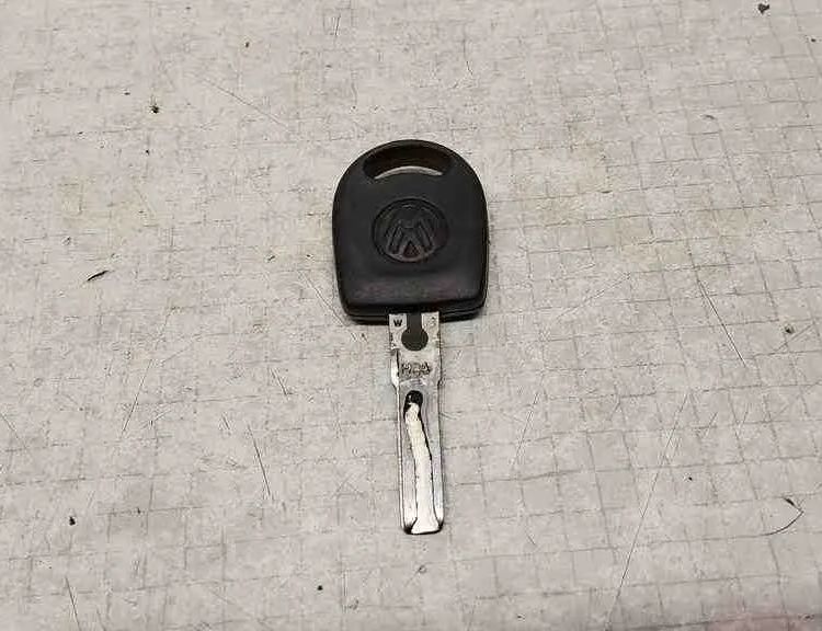 VOLKSWAGEN Polo 3 generation (1994-2002) Engine ECU Set 6N0920804E,5411007100,030906032,0263627004,6X0953254,6X0953257,6N0905865,357905851F,0261207177 32562426