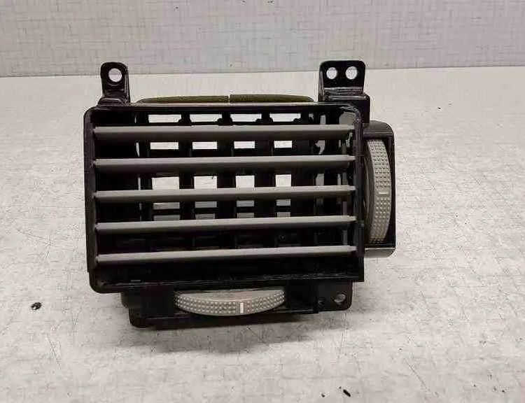 HYUNDAI Sonata 4 generation (1998-2012) Vzduchové mriežky stredovej konzoly 974203K000 32563120