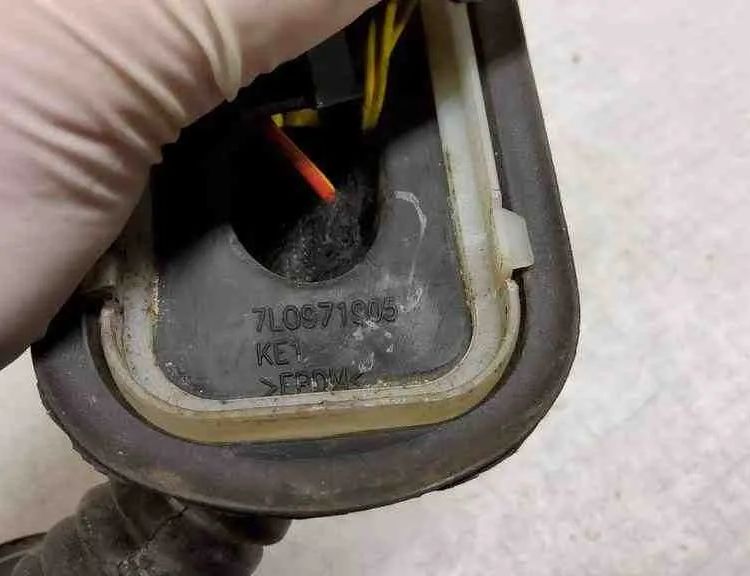 VOLKSWAGEN Touareg 1 generation (2002-2010) Pravé predné dvere káble 1J0972704,6Q0972705,7L6971120,1J0973332,7L0971905,6Q0973717,3B0972712,6Q0972704,992576103,8Z0972701 32563999