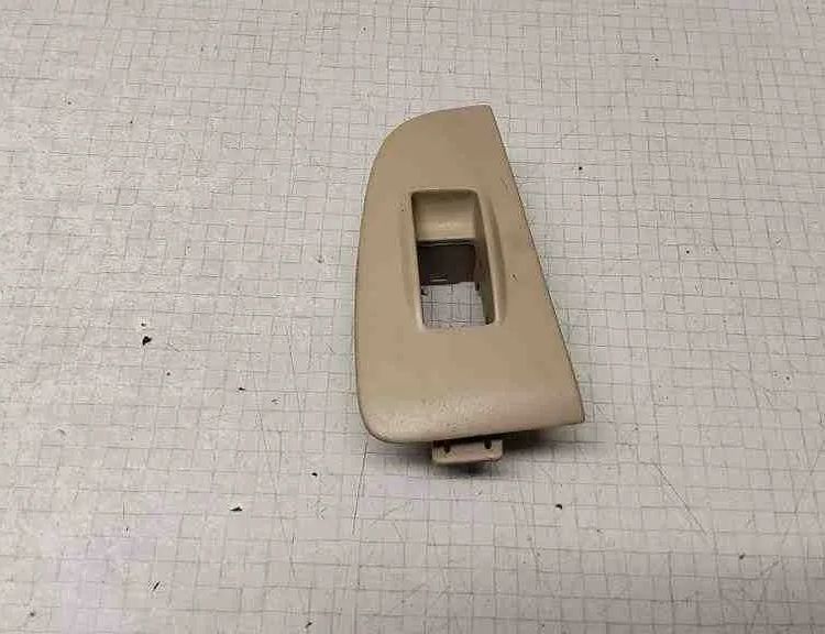 TOYOTA Avensis 2 generation (2002-2009) Rear Right Door Window Control Switch 7423105140 32564560
