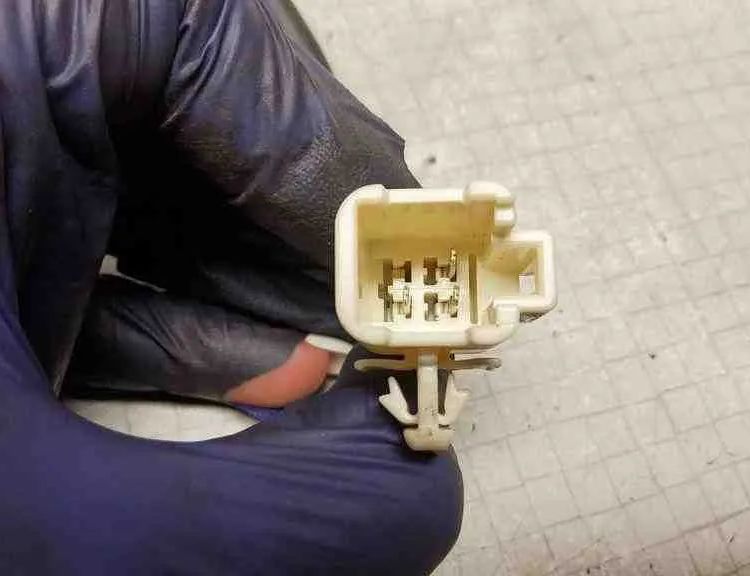 TOYOTA Avensis 2 generation (2002-2009) Slnkový senzor MF2464700440,0774501040 32567365