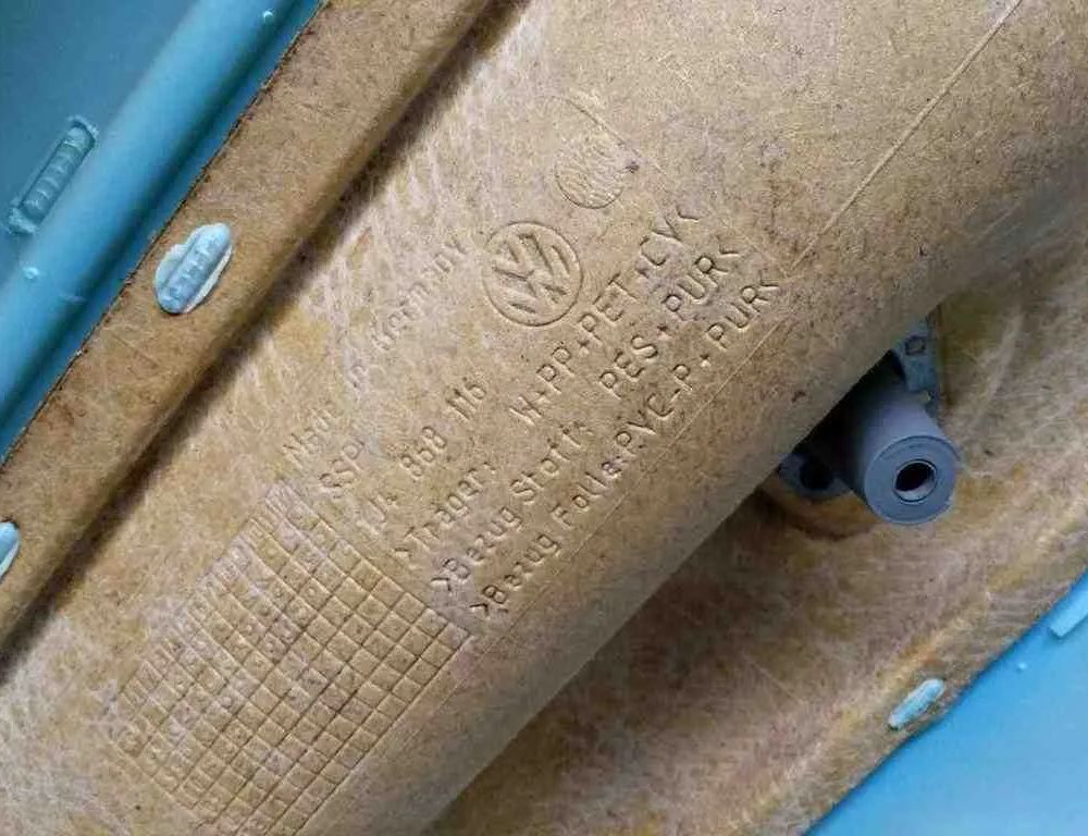 VOLKSWAGEN Bora 1 generation (1998-2005) Zadný ľavý dverový panel 1J4868116 32626777