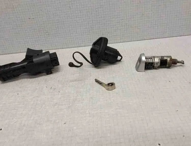 FIAT Bravo 2 generation (2007-2011) Sada sedadiel 61083600,51793869,05521,011676 32629304