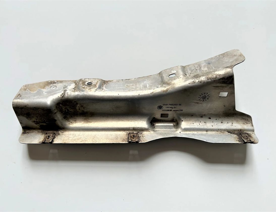 BMW 7 Series F01/F02 (2008-2015) Теплоизоляция 51-48-7-185-203,5148718520305,7185203,51487185203,5148-7185203-05 17786185