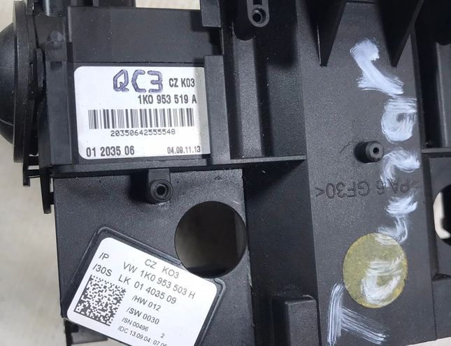 VOLKSWAGEN Touran 1 generation (2003-2015) Stieračový prepínač 01203506,01203506,1K0953519A,1K0953519A,1K0953503H,1K0953503H,1K0953513A,1K0953513A 14985081