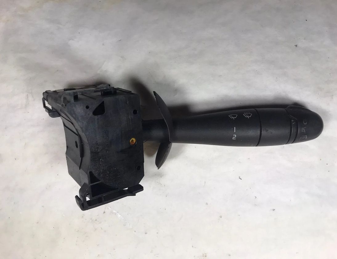 PEUGEOT 307 1 generation (2001-2008) Управление стеклоочистителями 91167048C,91167048C,8200070266,8200070266,344811014AK2,344811014AK2 18138905