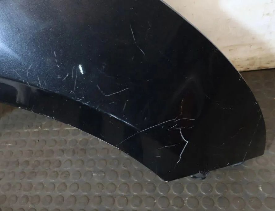 SUZUKI Swift 3 generation (2004-2010) Ľavý predný blatník 32882679