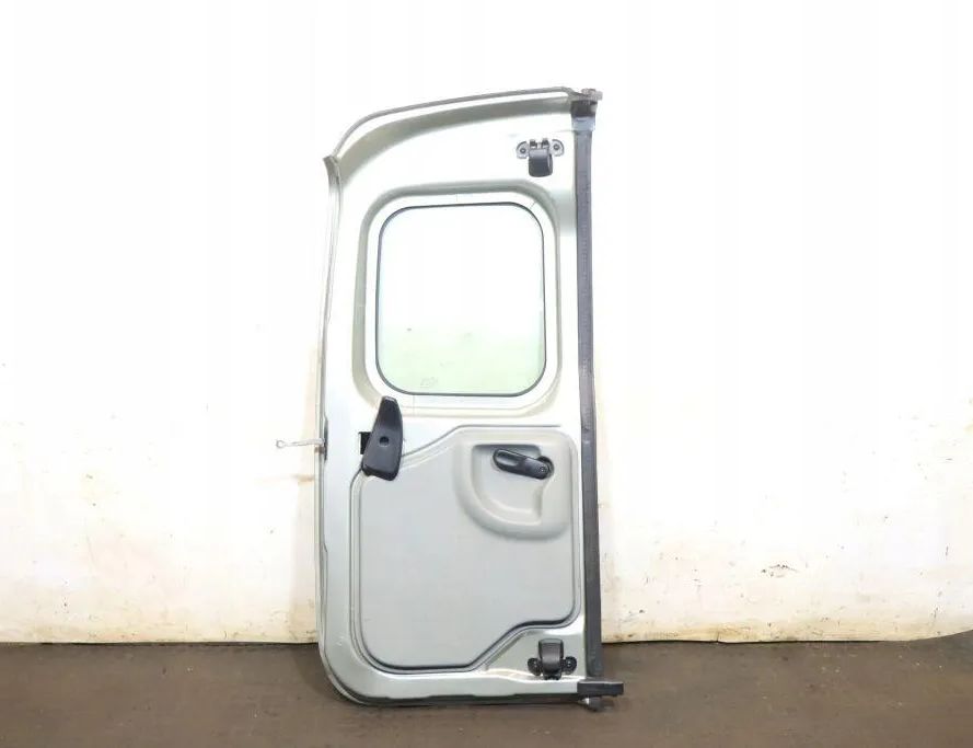 DACIA Logan 1 generation (2004-2012) Ľavé zadné dvere 32883993