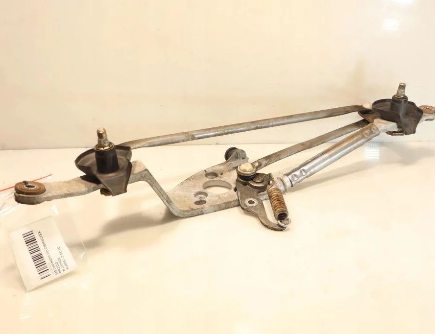 TOYOTA Yaris 2 generation (2005-2012) Front Windshield Wiper Mechanism 32901386