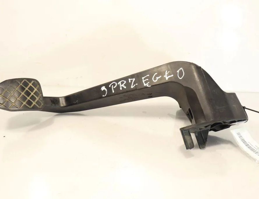 AUDI A4 B7/8E (2004-2008) Pedál spojky 32901834