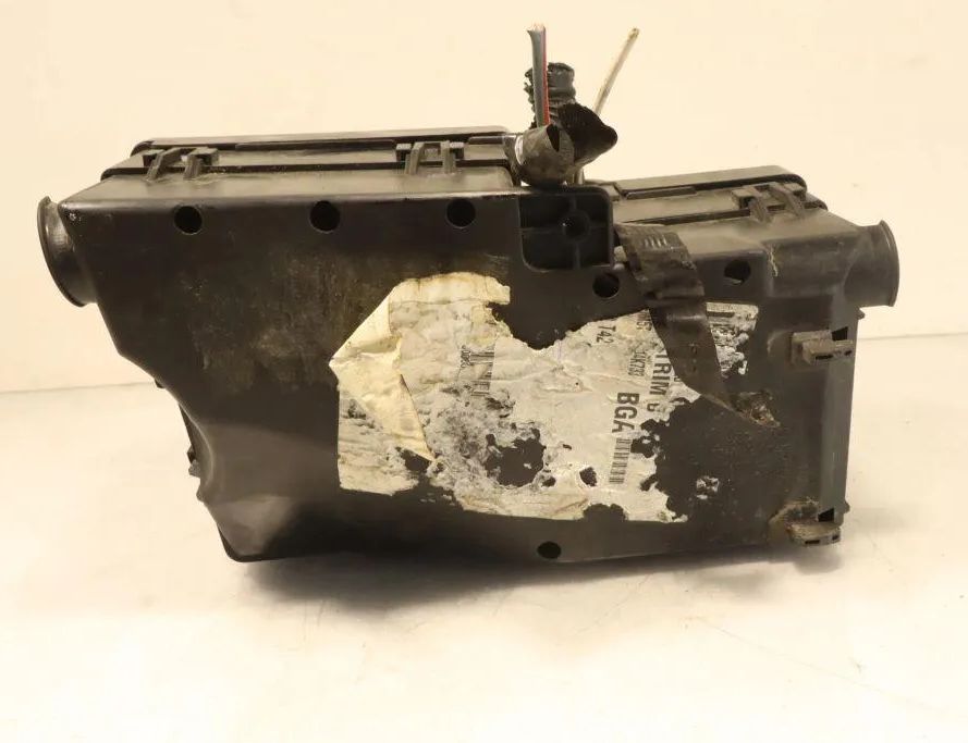 FORD Focus 4 generation (2018-2024) Fuse Box AV6T-14A142-AB 32903150