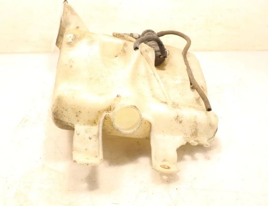 NISSAN Micra K13 (2010-2016) Nádrž na ostrekovač okien 32909759