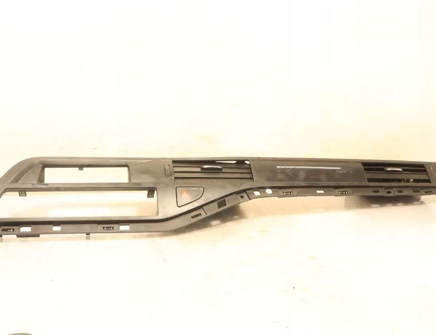 CITROËN C5 2 generation (2008-2017) Вентиляционные отверстия в приборной панели 32910373