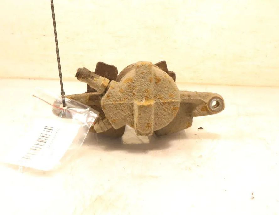 PEUGEOT Boxer 3 generation (2006-2024) Zadný pravý brzdový strmeň 32910649